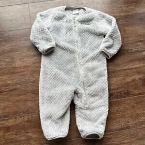 Columbia Baby Shark Trek Interchange Bunting SZ 12-18mo Stone Gray Jumpsuit